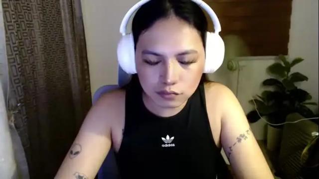 Image 10 of xxjulielovesyouxx Stream on Chaturbate on 2 days ago