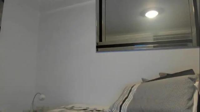 Image 10 of xxkimber_bentonxx Stream on Chaturbate on 1 month ago