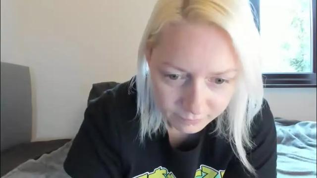 Image 4 of xxkimber_bentonxx Stream on Chaturbate on 2 months ago