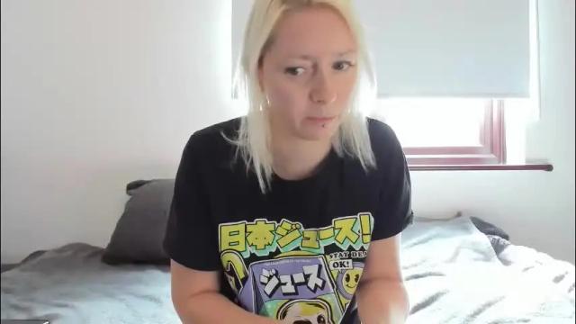 Image 2 of xxkimber_bentonxx Stream on Chaturbate on 1 month ago