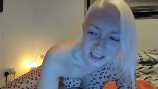 Image 6 of xxkimber_bentonxx Stream on Chaturbate on 18 days ago