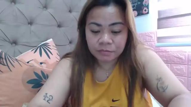 Image 11 of xxkryzelxx Stream on Chaturbate on 16 months ago