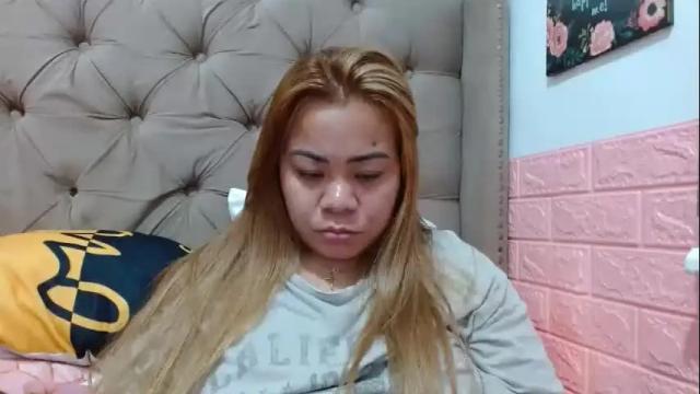 Image 4 of xxkryzelxx Stream on Chaturbate on 1 month ago