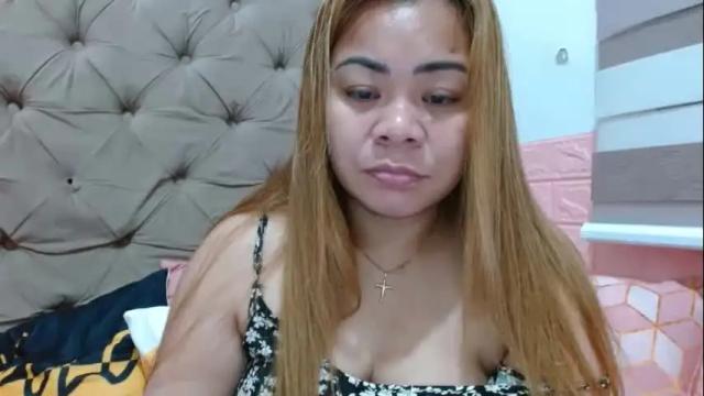 Image 3 of xxkryzelxx Stream on Chaturbate on 13 days ago