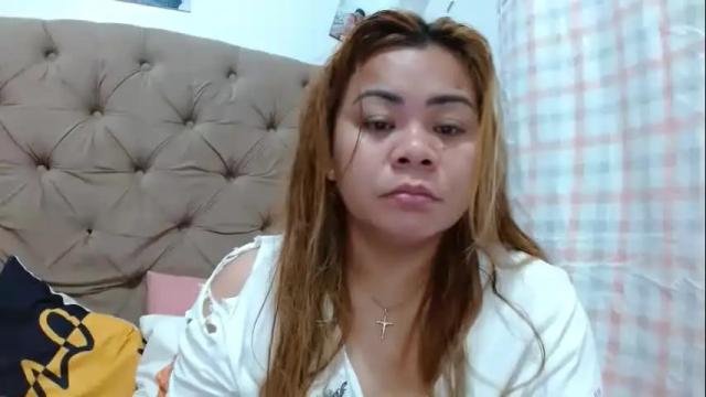 Image 2 of xxkryzelxx Stream on Chaturbate on 8 days ago