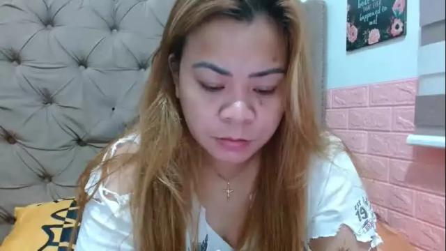 Image 2 of xxkryzelxx Stream on Chaturbate on 1 month ago