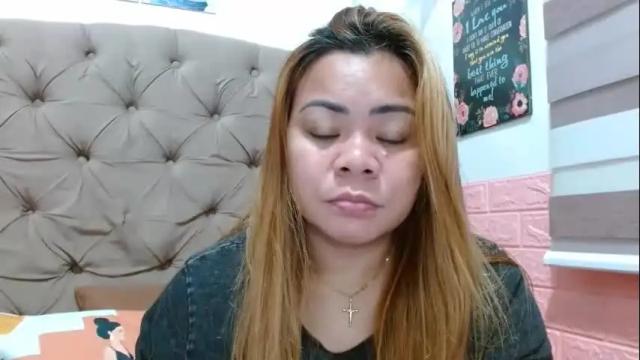 Image 4 of xxkryzelxx Stream on Chaturbate on 1 month ago