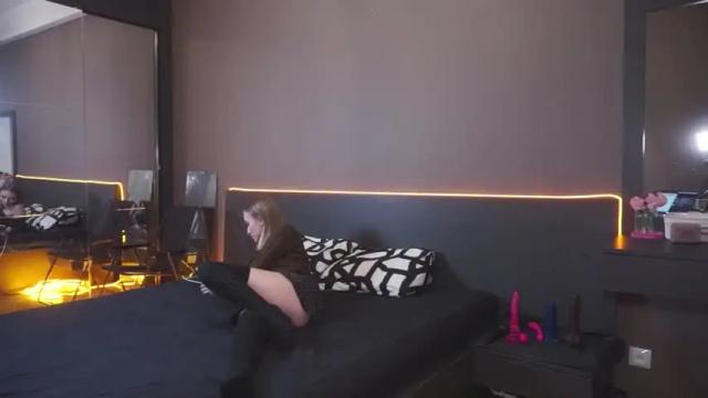 Image 6 of xxlika Stream on Chaturbate on 16 months ago
