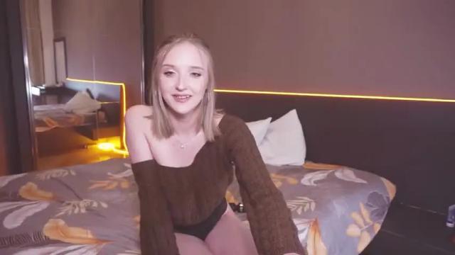 Image 6 of xxlika Stream on Chaturbate on 14 months ago