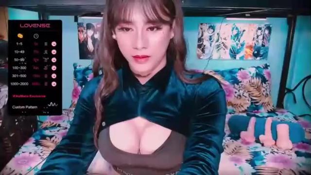 Image 6 of xxmissjuliaxx Stream on Chaturbate on 14 months ago
