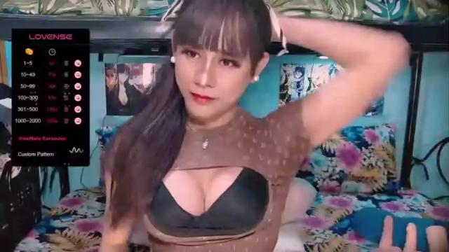 Image 10 of xxmissjuliaxx Stream on Chaturbate on 14 months ago