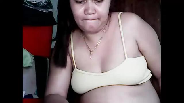 Image 3 of xxnastyasianmum69xx Stream on Chaturbate on 15 months ago