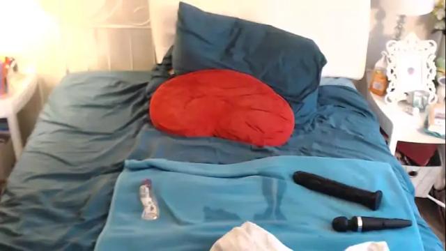 Thumbnail 1, xxstrawberryjanexx's Stream at Chaturbate, 13 months ago