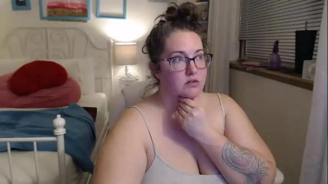 Image 7 of xxstrawberryjanexx Stream on Chaturbate on 12 months ago