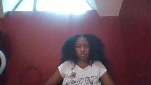 Image 2 of xxuniskellyxx Stream on Chaturbate on 4 months ago