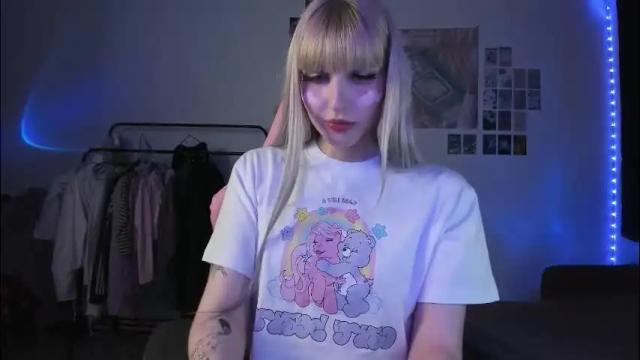 Image 10 of xxx_pretty_xxx Stream on Chaturbate on 1 month ago