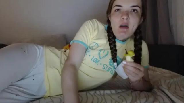 Image 3 of xxxariell_sky_1 Stream on Chaturbate on 12 months ago