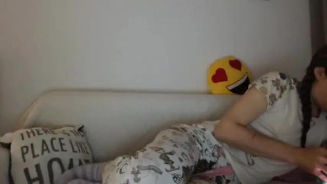 Image 7 of xxxariell_sky_1 Stream on Chaturbate on 12 months ago