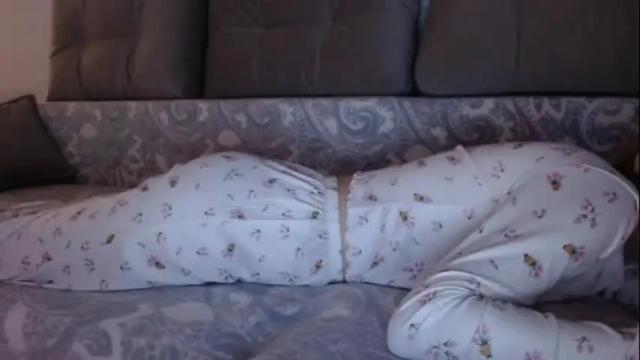 Image 3 of xxxariell_sky_1 Stream on Chaturbate on 1 month ago