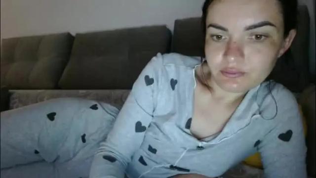 Thumbnail 1, xxxariell_sky_1's Stream at Chaturbate, 1 month ago
