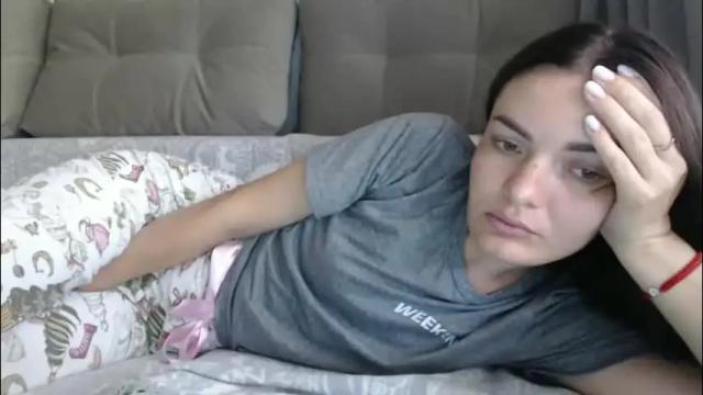 Thumbnail 3, xxxariell_sky_1's Stream at Chaturbate, 1 month ago