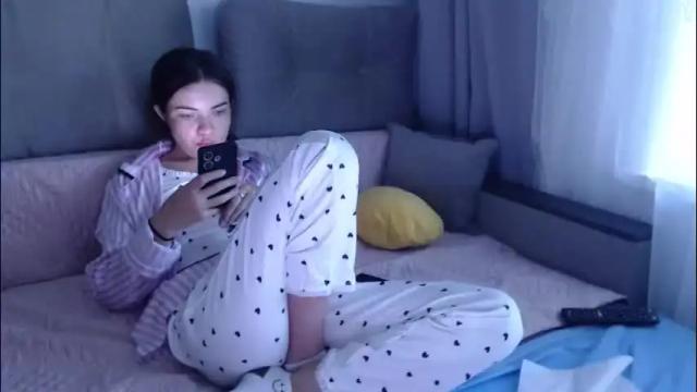 Image 2 of xxxariell_sky_1 Stream on Chaturbate on 1 month ago