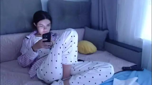 Image 3 of xxxariell_sky_1 Stream on Chaturbate on 1 month ago