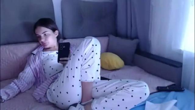 Thumbnail 2, xxxariell_sky_1's Stream at Chaturbate, 1 month ago