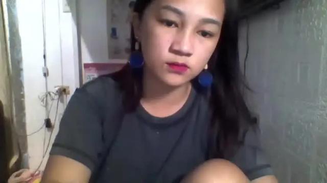 Image 3 of xxxiamyoursxx Stream on Chaturbate on 19 months ago