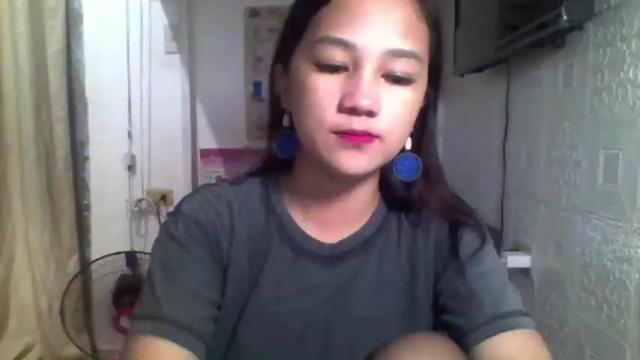 Image 11 of xxxiamyoursxx Stream on Chaturbate on 19 months ago