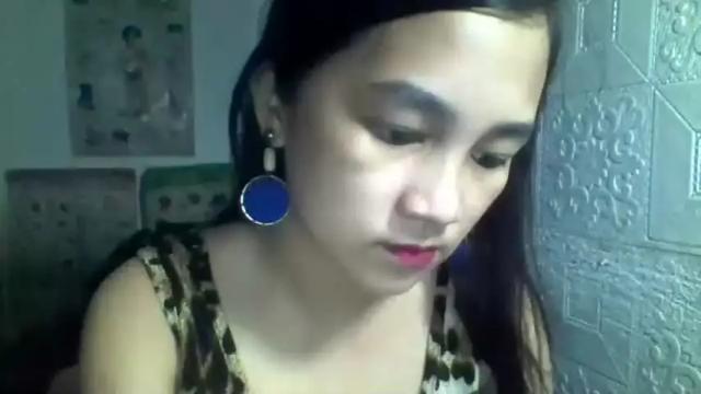 Image 12 of xxxiamyoursxx Stream on Chaturbate on 20 months ago