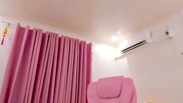Image 11 of xxxinnocentaltheacum Stream on Chaturbate on 12 months ago