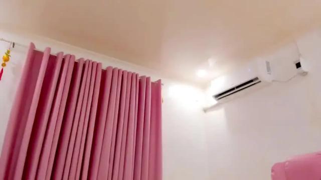 Image 2 of xxxinnocentaltheacum Stream on Chaturbate on 12 months ago