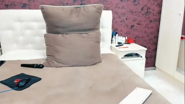 Image 6 of xxxkeera Stream on Chaturbate on 16 days ago