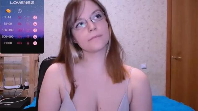 Image 12 of xxxlina Stream on Chaturbate on 17 months ago
