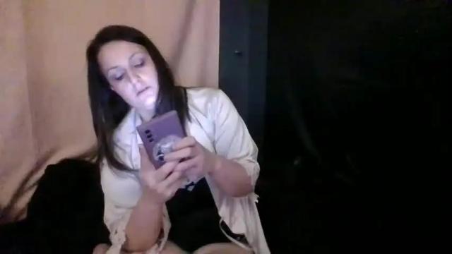 Image 7 of xxxmistymoansxxx Stream on Chaturbate on 15 months ago