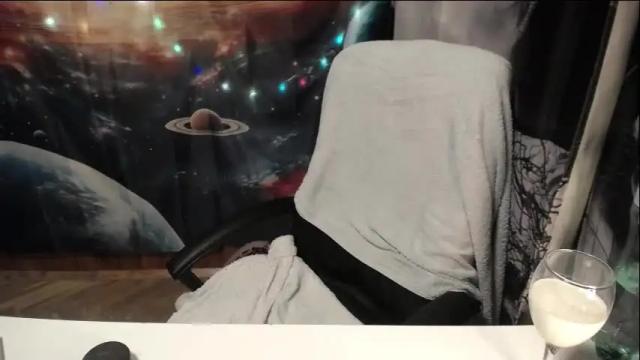 Image 12 of xxxnewlywedsxxx Stream on Chaturbate on 3 days ago