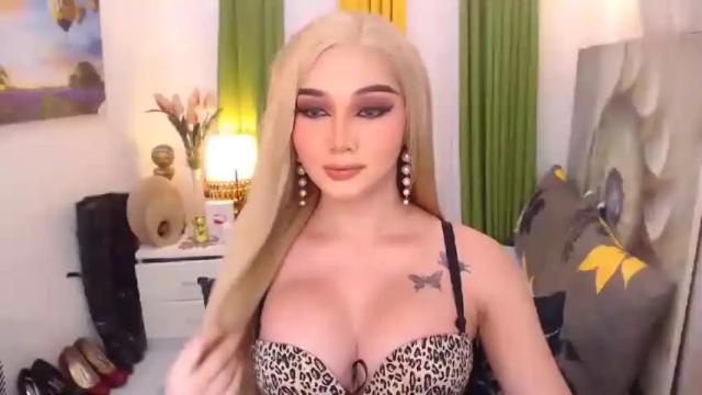 Image 3 of xxxpassionatearcixxx Stream on Chaturbate on 14 months ago