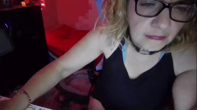 Image 11 of xxxpixiefeet85 Stream on Chaturbate on 3 months ago