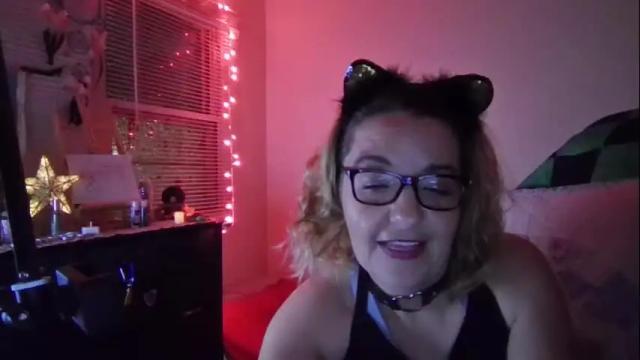 Image 2 of xxxpixiefeet85 Stream on Chaturbate on 3 months ago