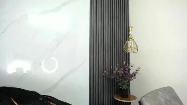 Image 3 of xxxtina_11 Stream on Chaturbate on 18 months ago