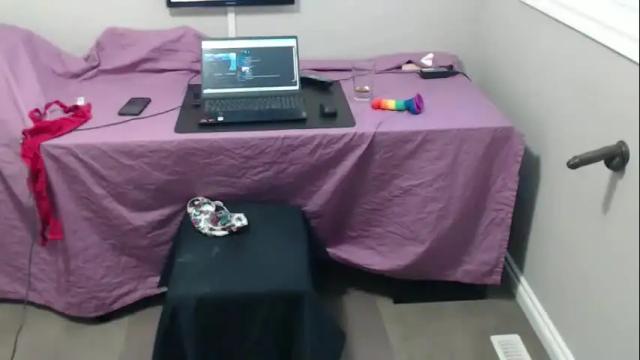 Image 12 of xxxxbrad Stream on Chaturbate on 7 months ago