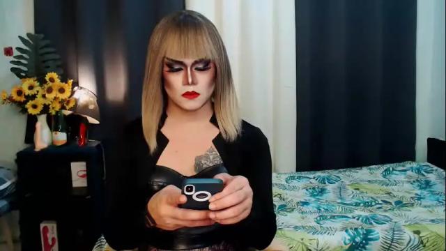 Image 3 of xyournightmarequeenx Stream on Chaturbate on 15 days ago
