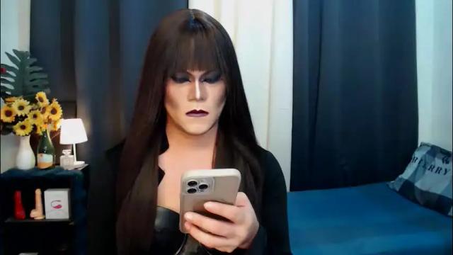 Image 3 of xyournightmarequeenx Stream on Chaturbate on 2 months ago