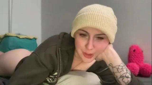 Thumbnail 2, y0uvebeenjinxed's Stream at Chaturbate, 2 months ago