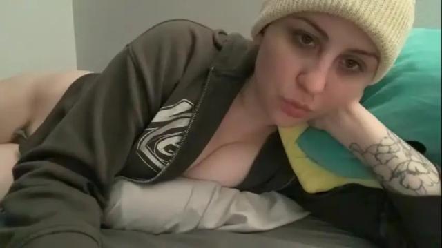 Thumbnail 3, y0uvebeenjinxed's Stream at Chaturbate, 2 months ago