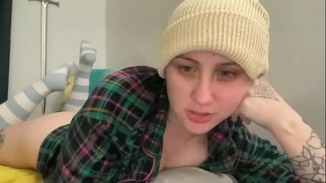 Image 10 of y0uvebeenjinxed Stream on Chaturbate on 1 month ago