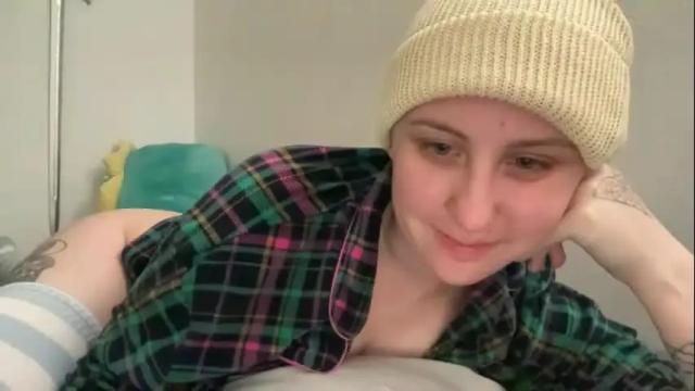 Thumbnail 2, y0uvebeenjinxed's Stream at Chaturbate, 1 month ago