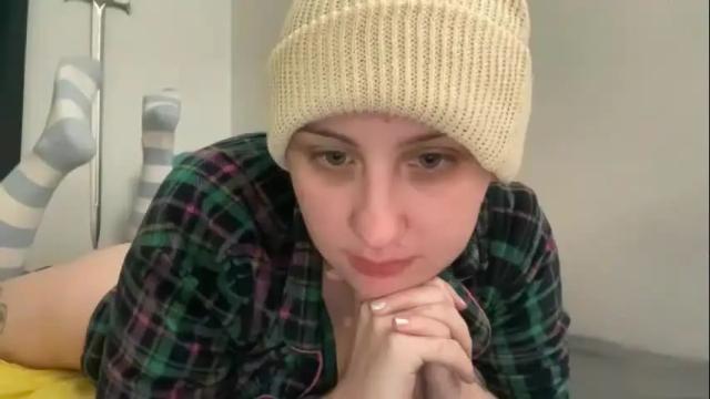Thumbnail 3, y0uvebeenjinxed's Stream at Chaturbate, 1 month ago