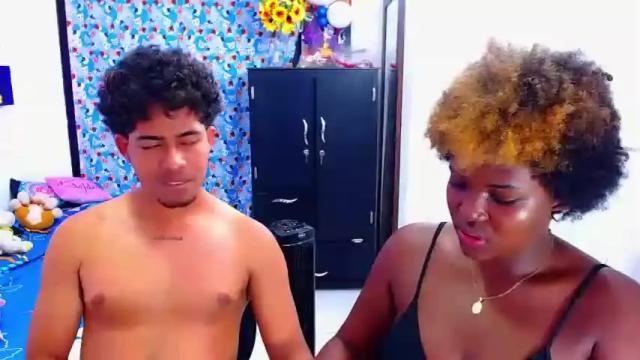 Image 11 of yadhi_deif Stream on Chaturbate on 18 months ago